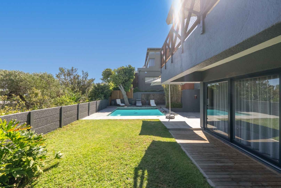 5 Bedroom Property for Sale in Camps Bay Western Cape
